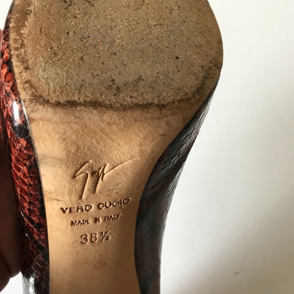 🛍PRICE⬇️ EUC Giuseppe Zanotti Pumps - Picture 6 of 8